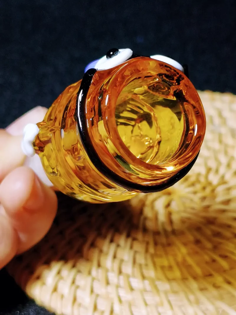 14mm Minion-Inspired Glass Bong Bowl – Deep & Big Slide